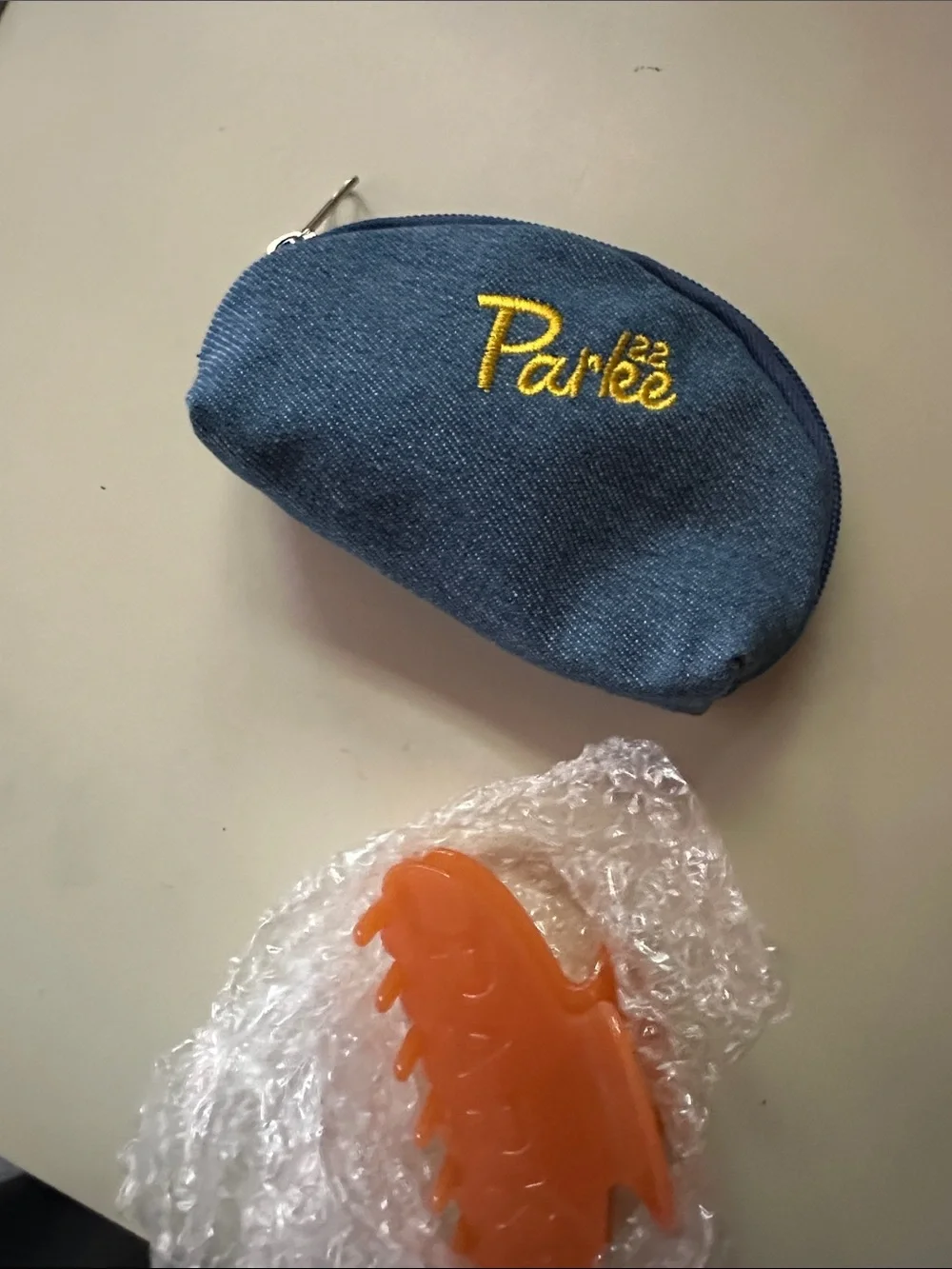 Parke amber orange claw clip